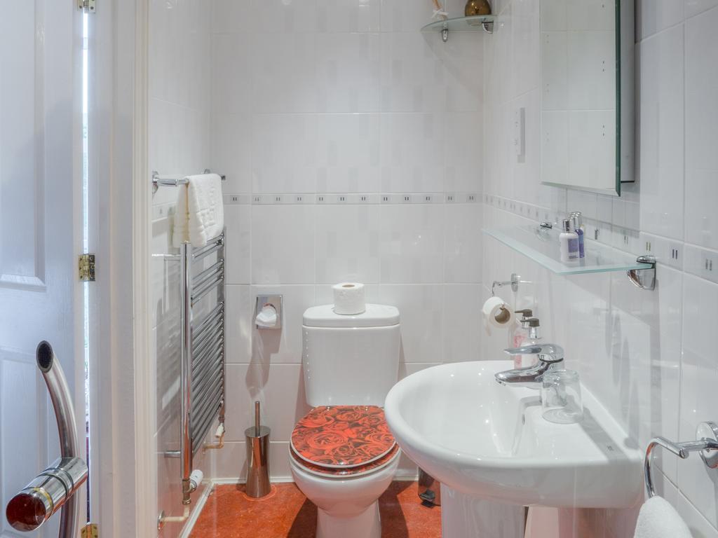 Westwood Guest House Lyme Regis Bagian luar foto
