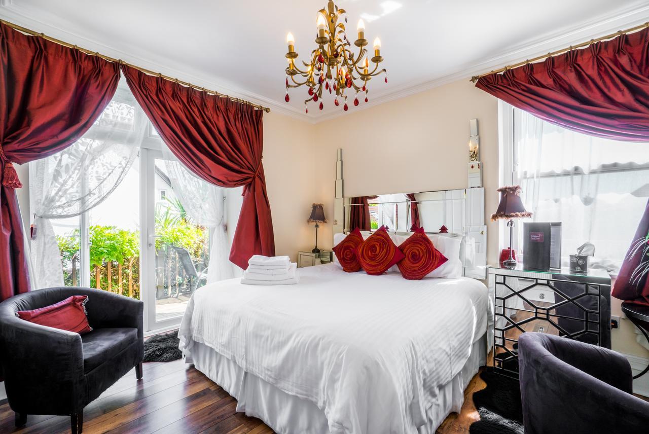 Westwood Guest House Lyme Regis Bagian luar foto